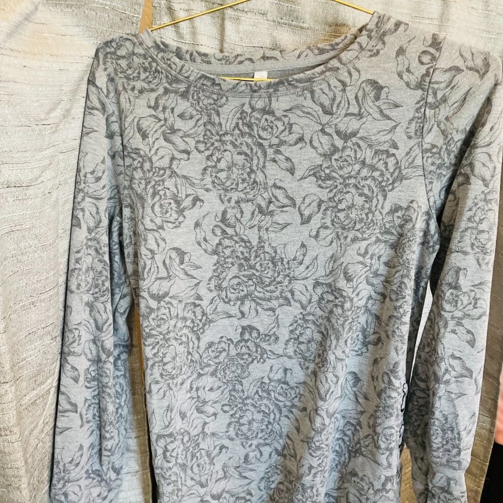 Women's Slazenger gray long sleeve dress top-Med